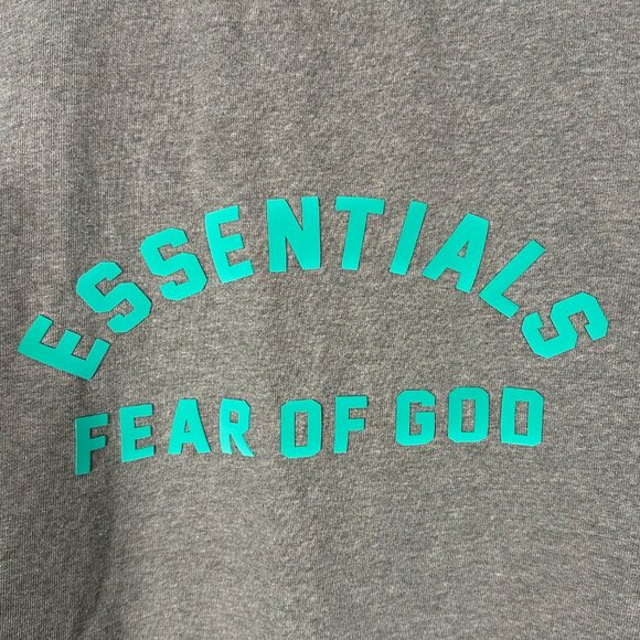 Fear of God Essentials Spellout Logo Oversized T-Shirt Size Large Gray - Picture 2 of 9